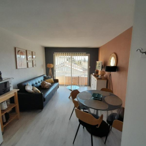 Cosy Studio 3mn de la mer Clim Parking Wifi